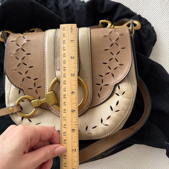 Frye Ilana Taupe Perforated Leather Saddle Crossbody Bag Purse in Cement - Picture 15 of 16